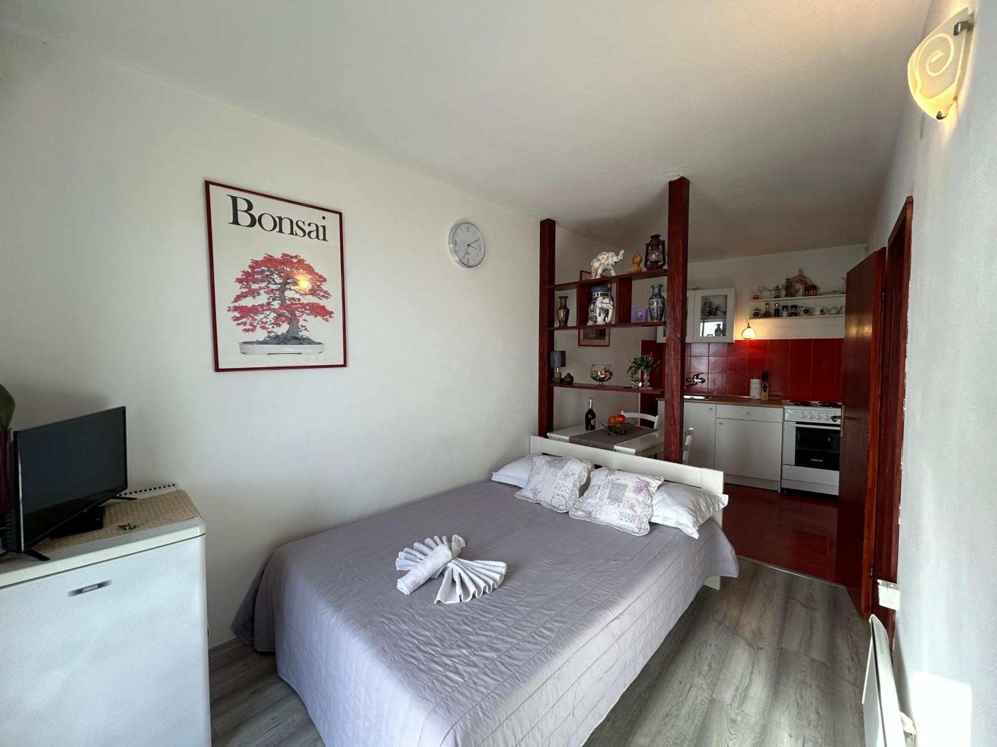 Seafront Studio Apartment+Balcony Подгора Екстериор снимка